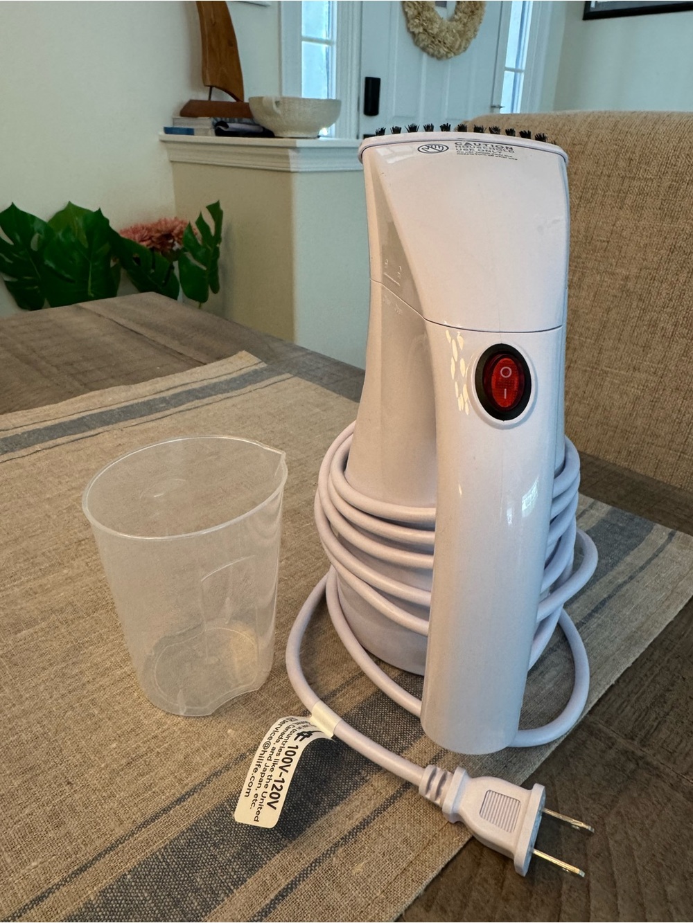 Garment Steamer - Picture 2 of 3